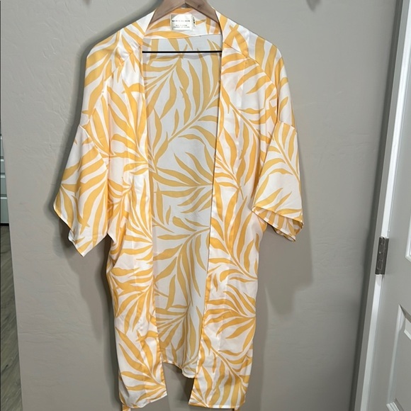 Maison Du Soir Robe Cover Up Yellow Leaf Print Butter Kimono Palm Magnolia Luxe - Picture 4 of 10
